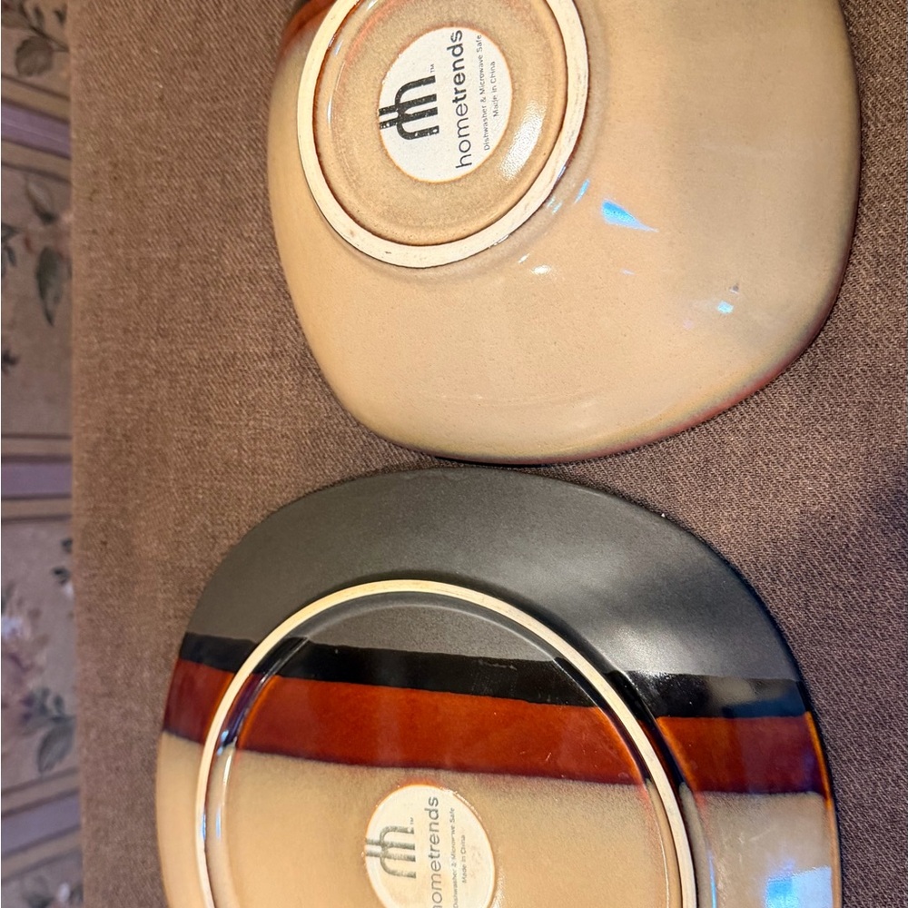 Striped Ceramic Bowl and Plate Set - Picture 4 of 4